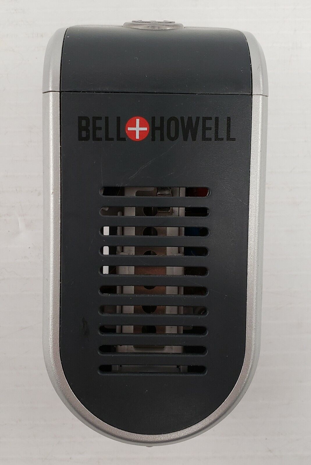 (I-15050) Bell & Howell 8676 Plug-In Ionizer