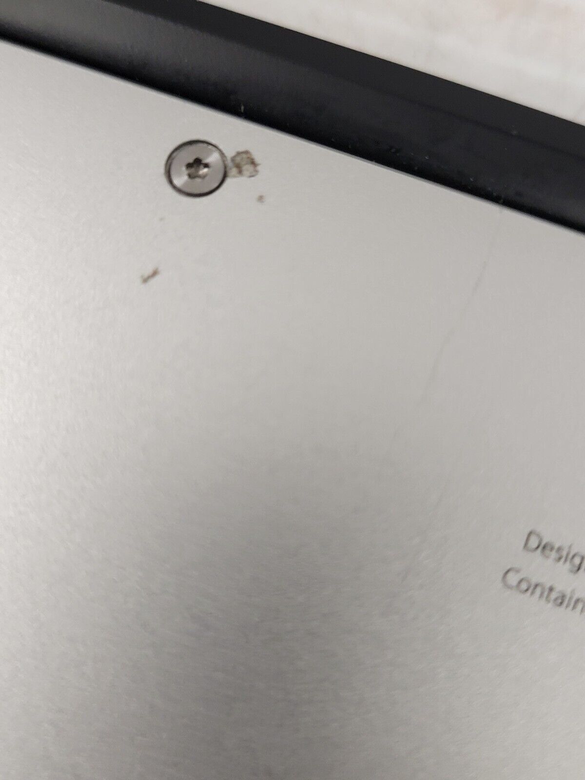 (33817-1) Apple A1485 Laptop