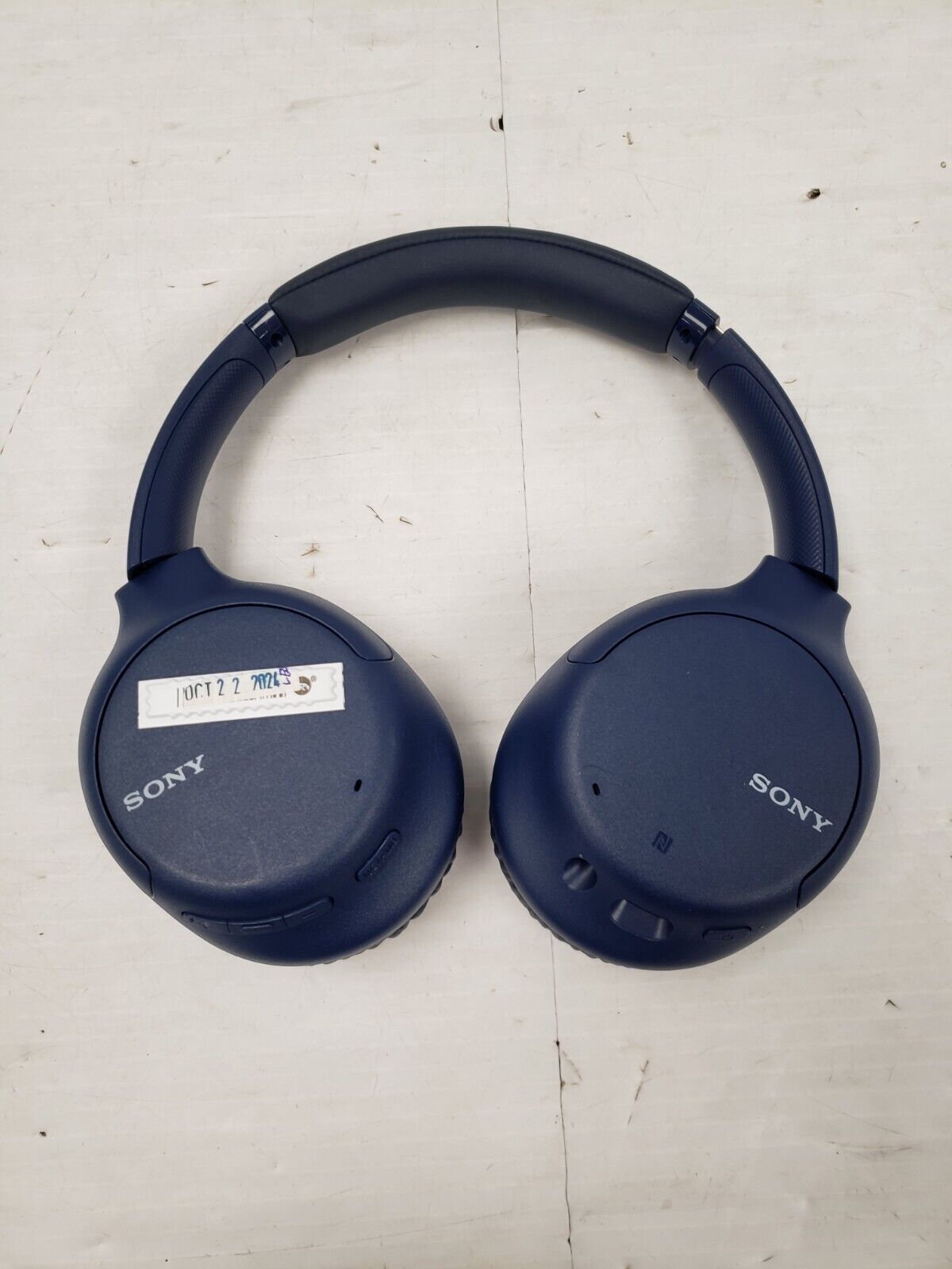 (67744-1) Sony WH-CH710N Headphones