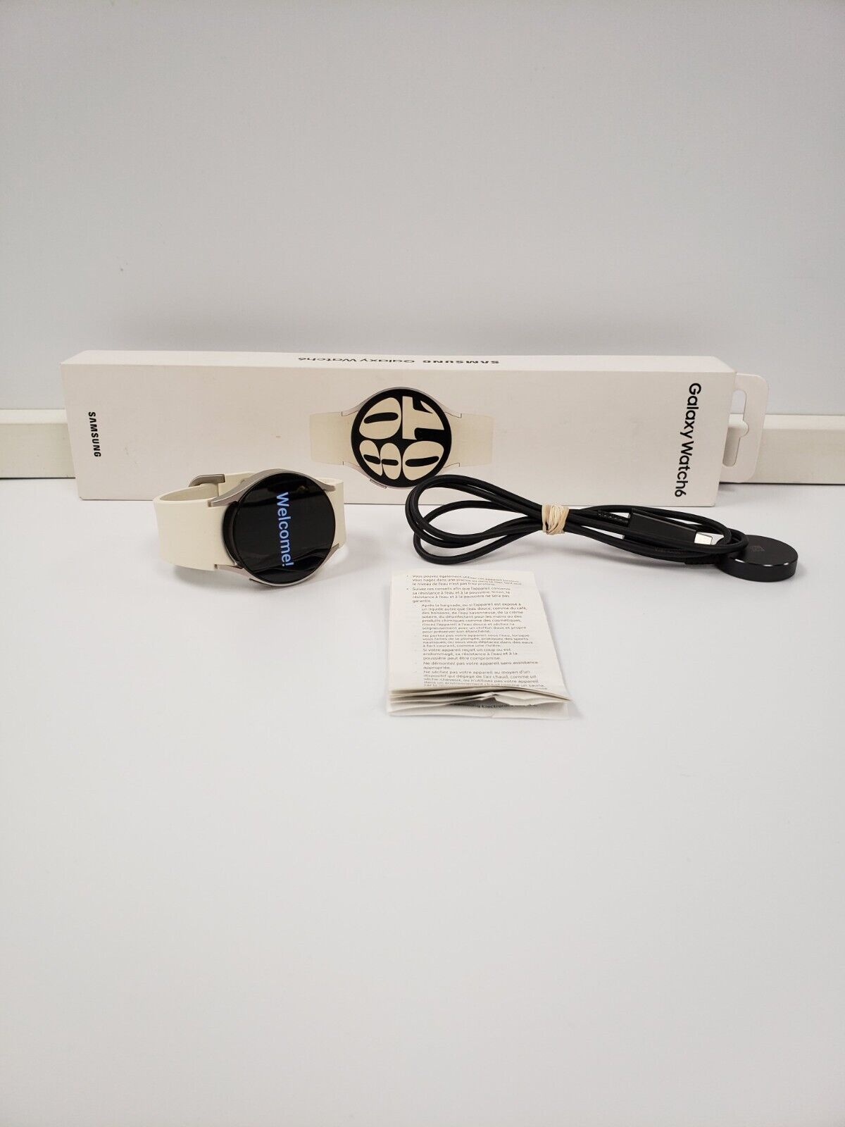 (68624-1) Samsung SM-R935F Smart Watch