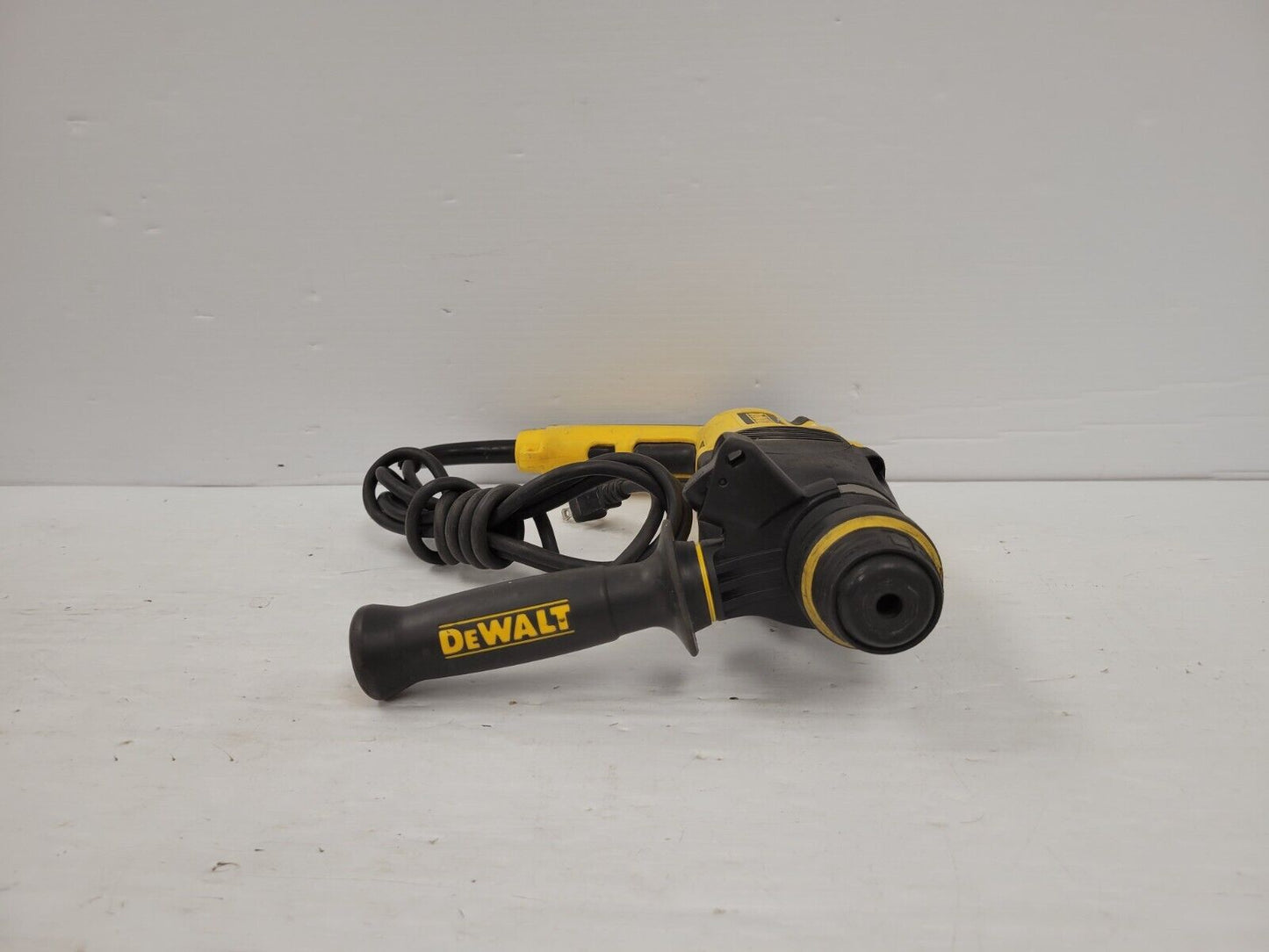 (62677-2) Dewalt D25123 Hammer Drill