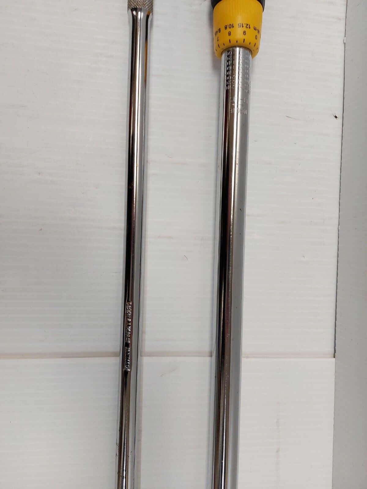 (N86205-1) Dewalt 70105599 Torque Wrench Kit