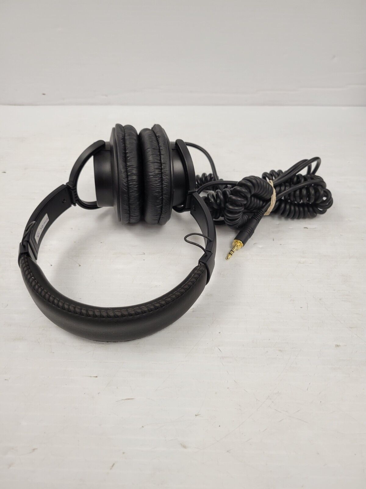 (57709-2) Apex HP70 Headphone