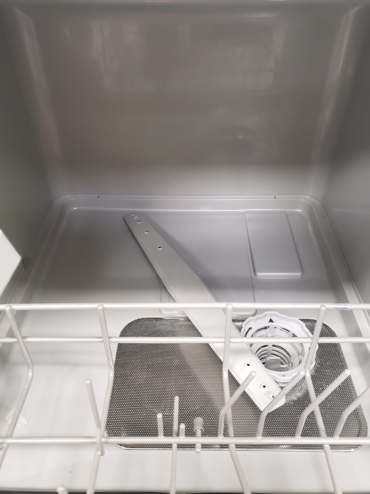 (63529-1) Chumate CM-XWJ01 Countertop Dishwasher