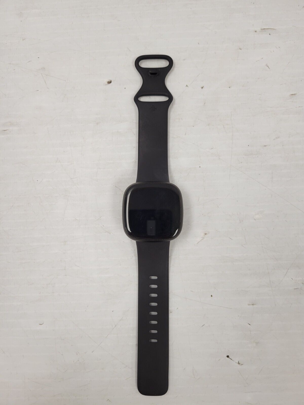 (48164-1) Fitbit Versa Smart Watch