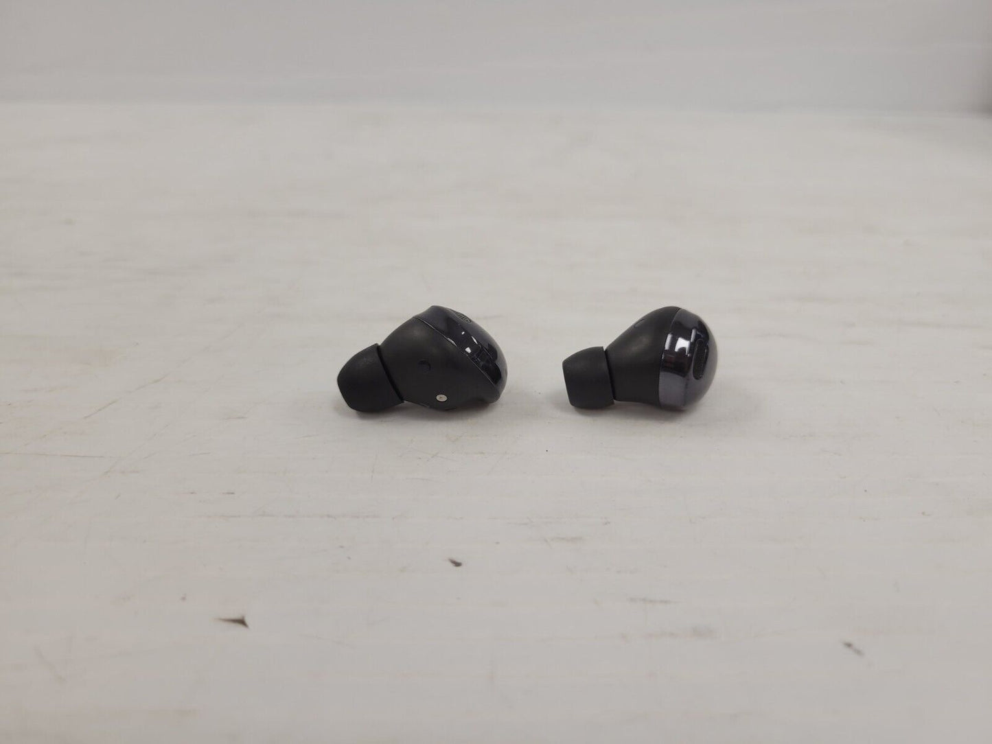 (64276-1) Samsung SM-R190 Ear Buds