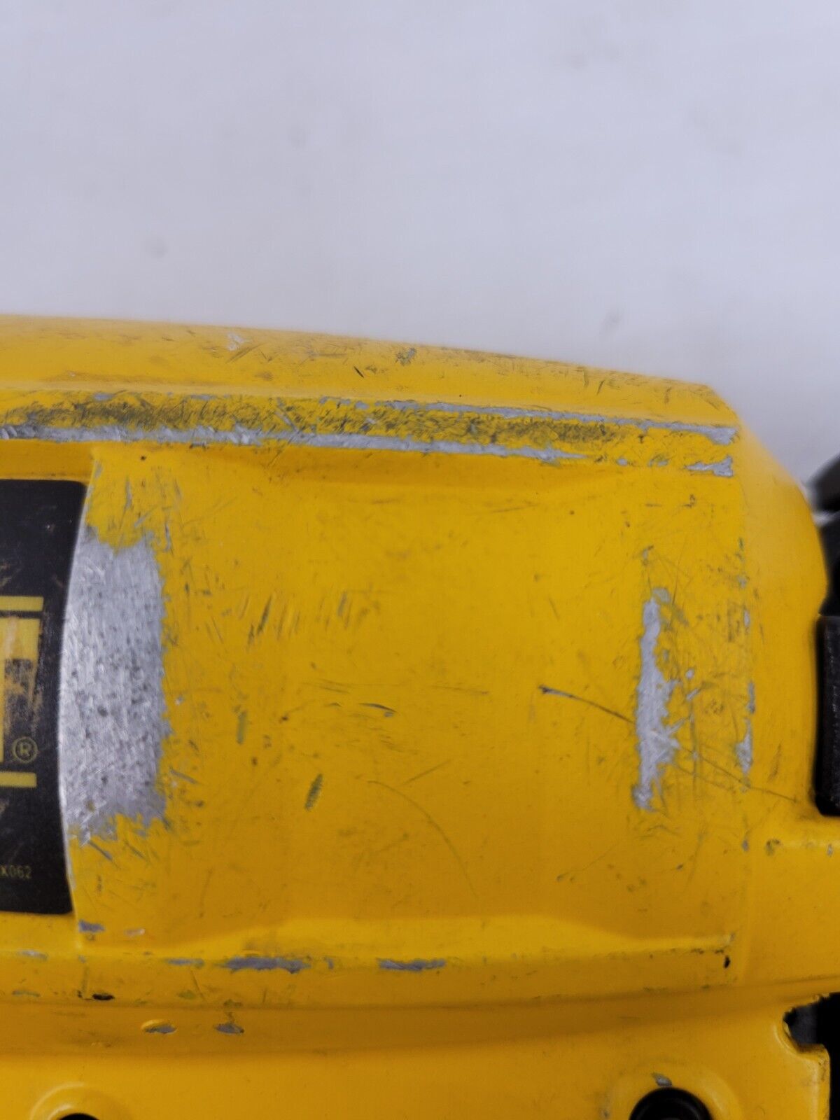 (61330-3) Dewalt D51253K Finish Nailer