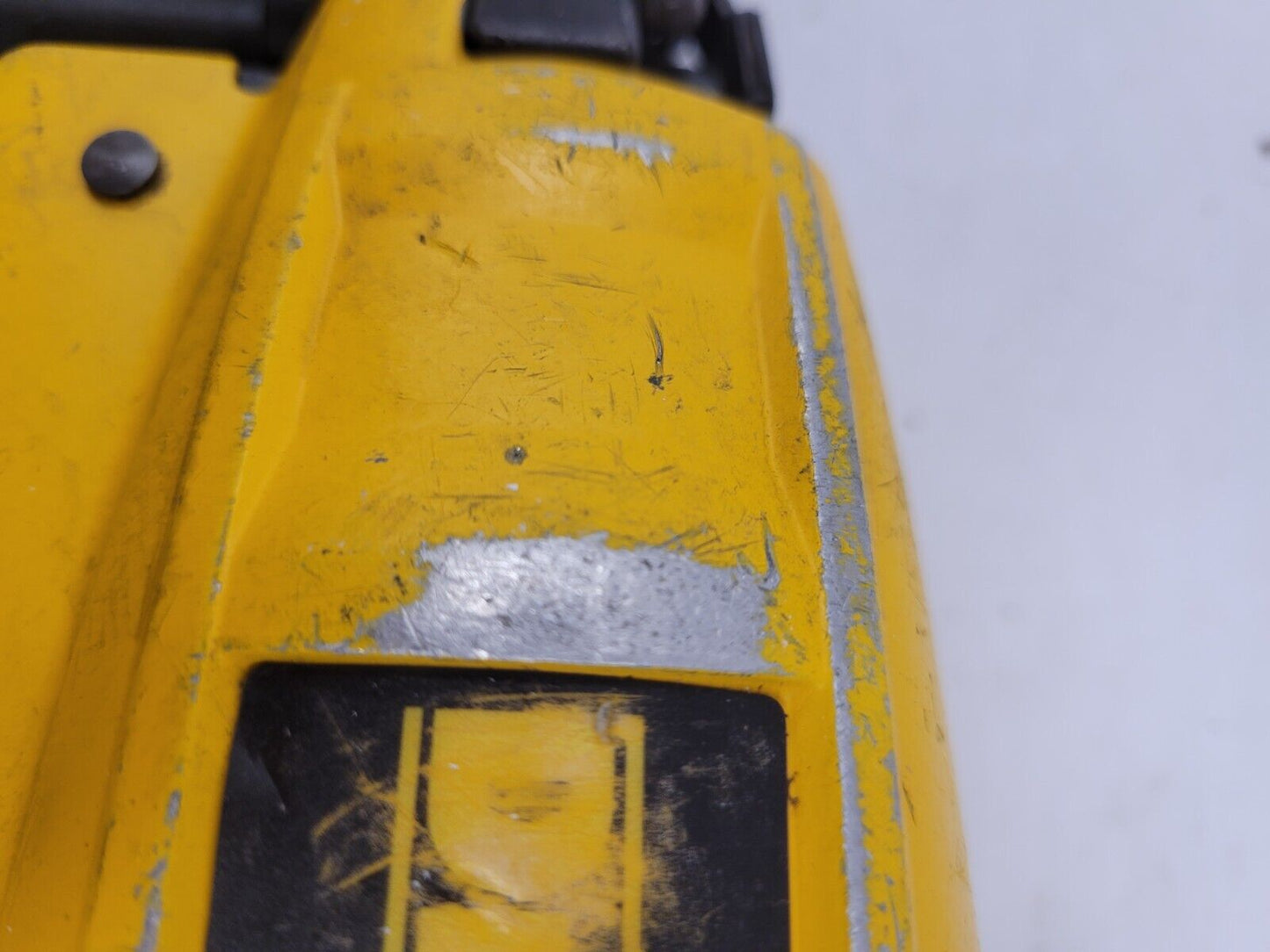 (61330-3) Dewalt D51253K Finish Nailer