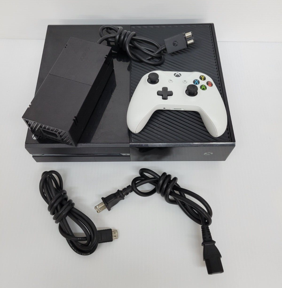 (syslup97) Microsoft Xbox One 500GB Home Console - Black (1540)