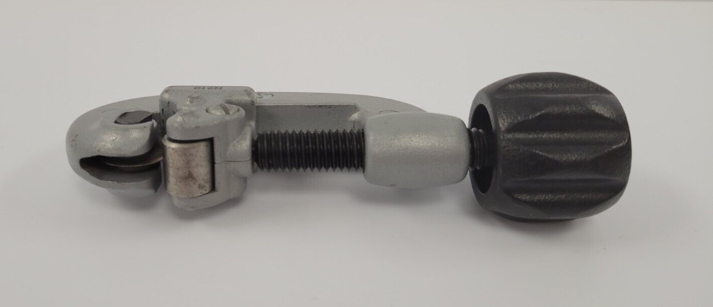 (69680-2) Ridgid Conduit Cutter