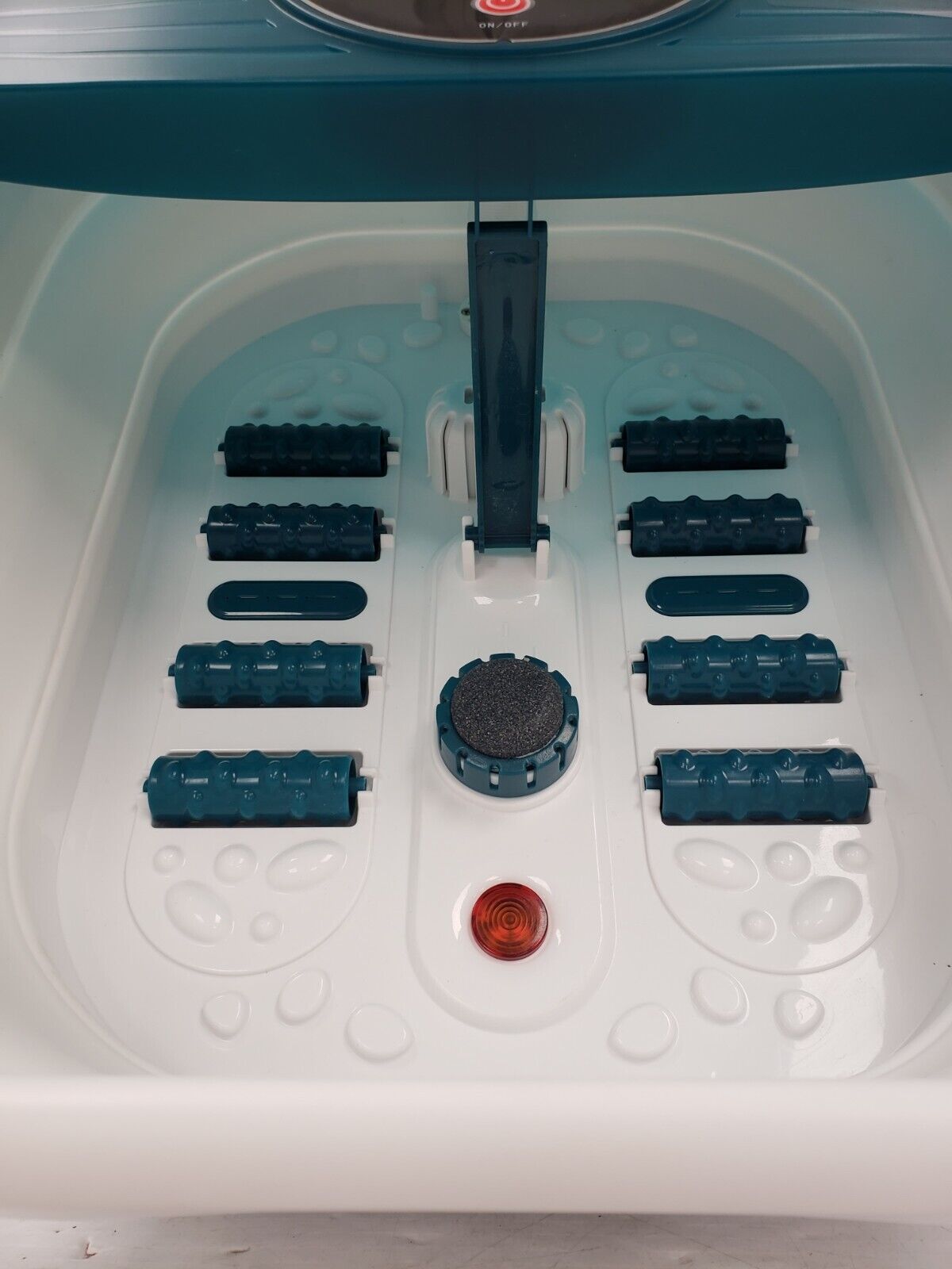 (59738-2) No Name FB SPA18 Collapsible Foot Spa Massager