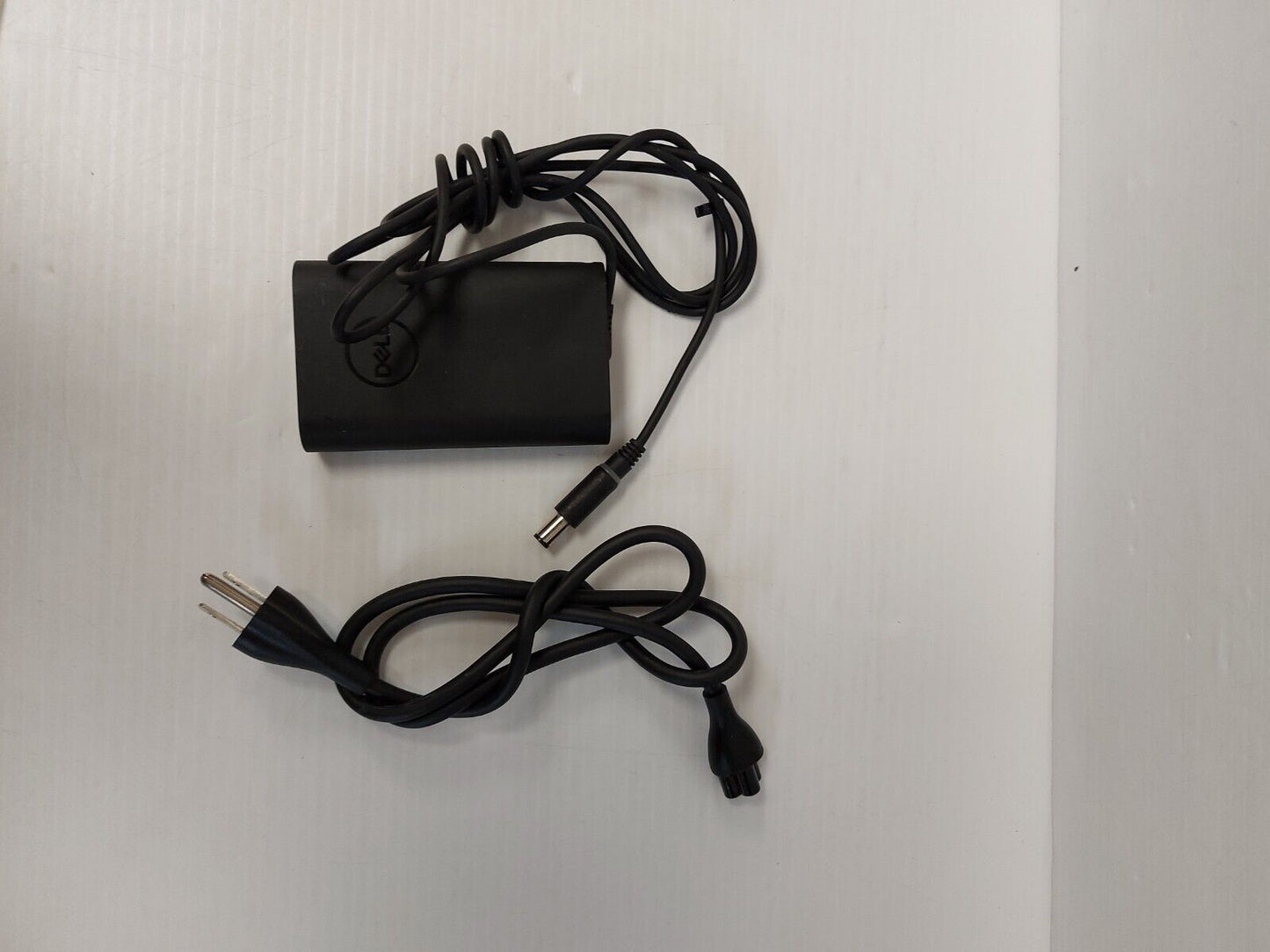 (N80530-1) Dell Latitude E7470 Laptop w/ charger