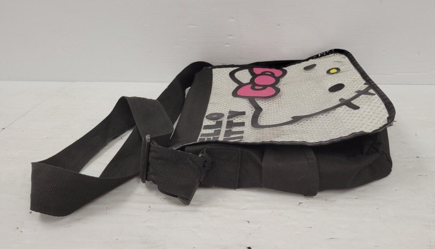 (I-35969) Hello Kitty Messenger Bag