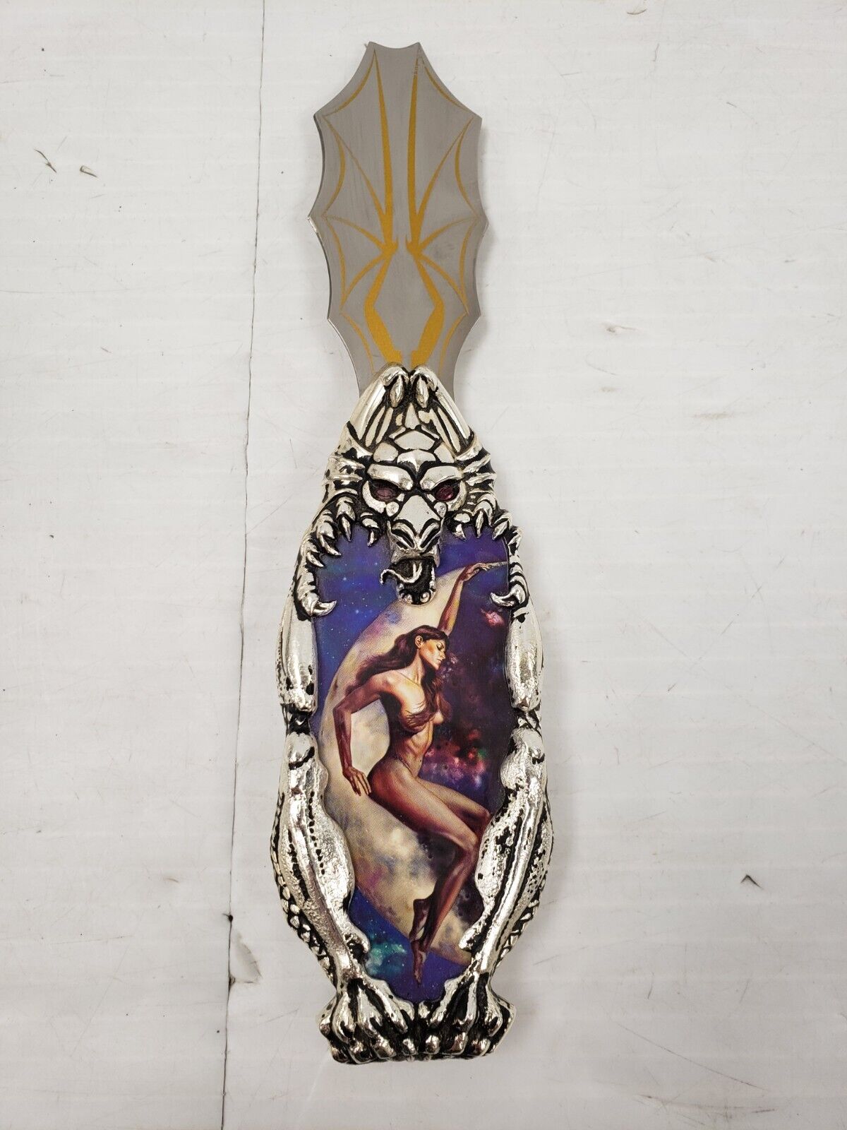 (I-35849) Franklin Mint The Goddess Of The Moon Knightstone Collection Knife