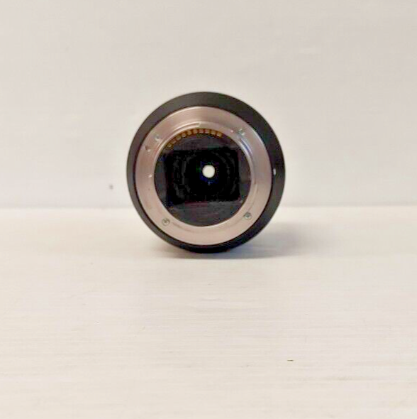 (N81829-1) Sony SEL247OZ Optical Steady Shot Lens w/ cover