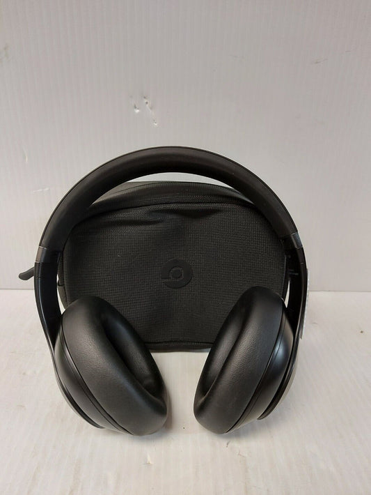 (N84607-2) Beats Studio Pro Headphones