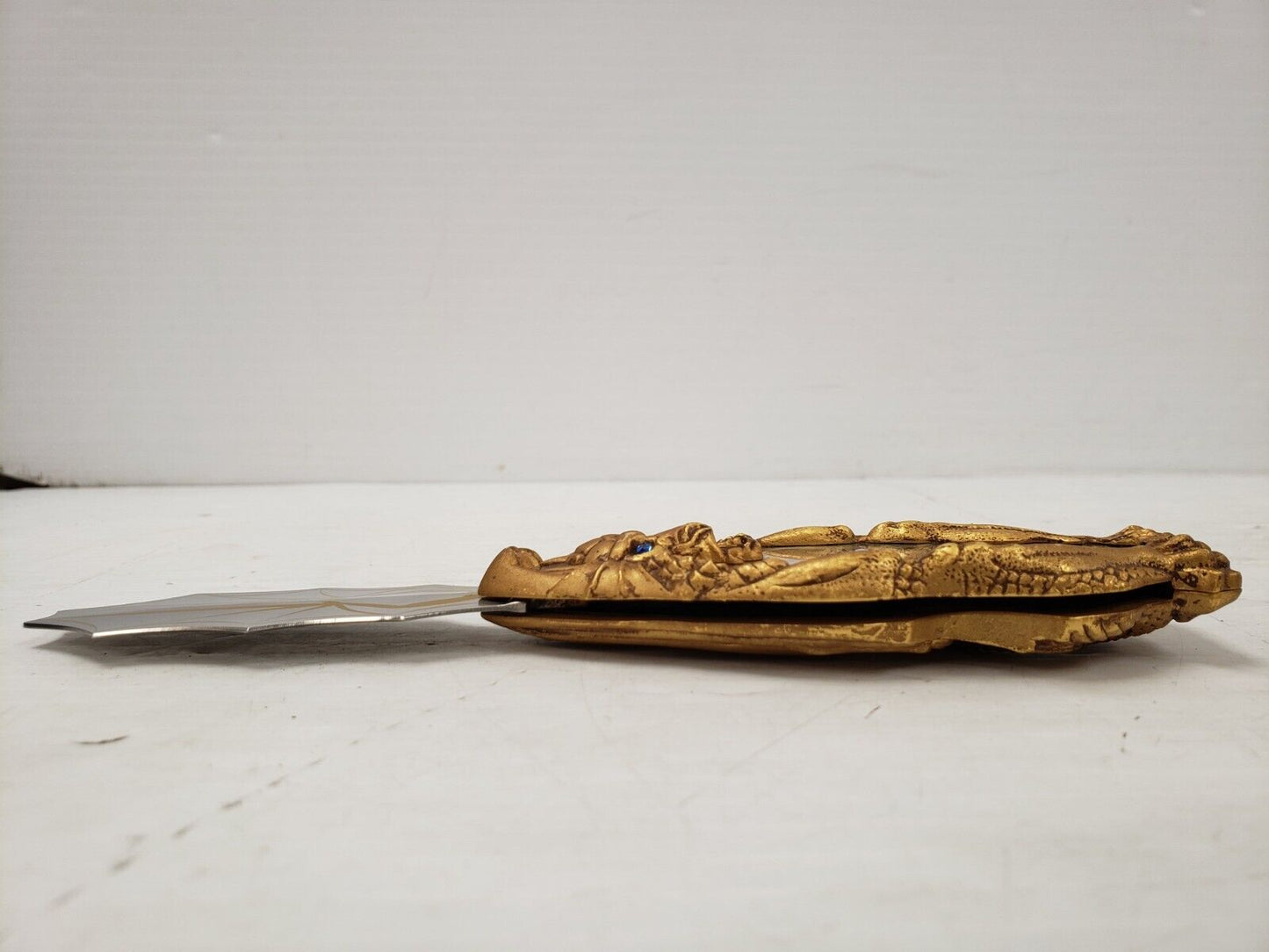 (I-35846) Franklin Mint The Sorceress Of The Waves Knightstone Collection Knife