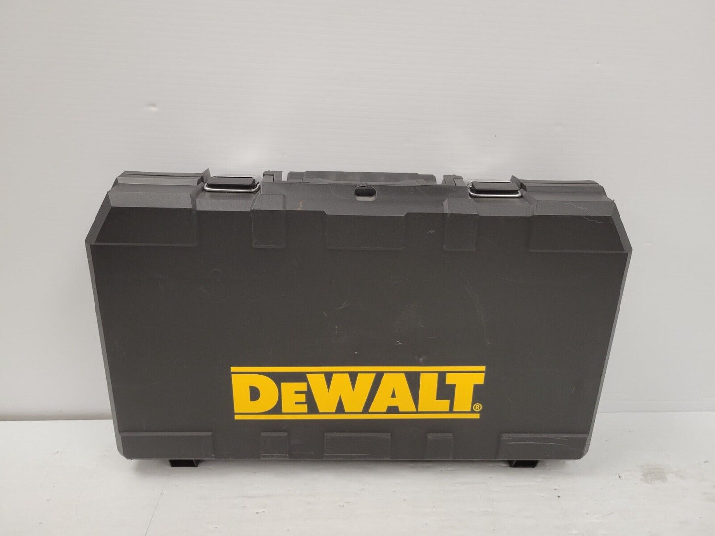 (67330-1) Dewalt DCS380 Reciprocating Saw