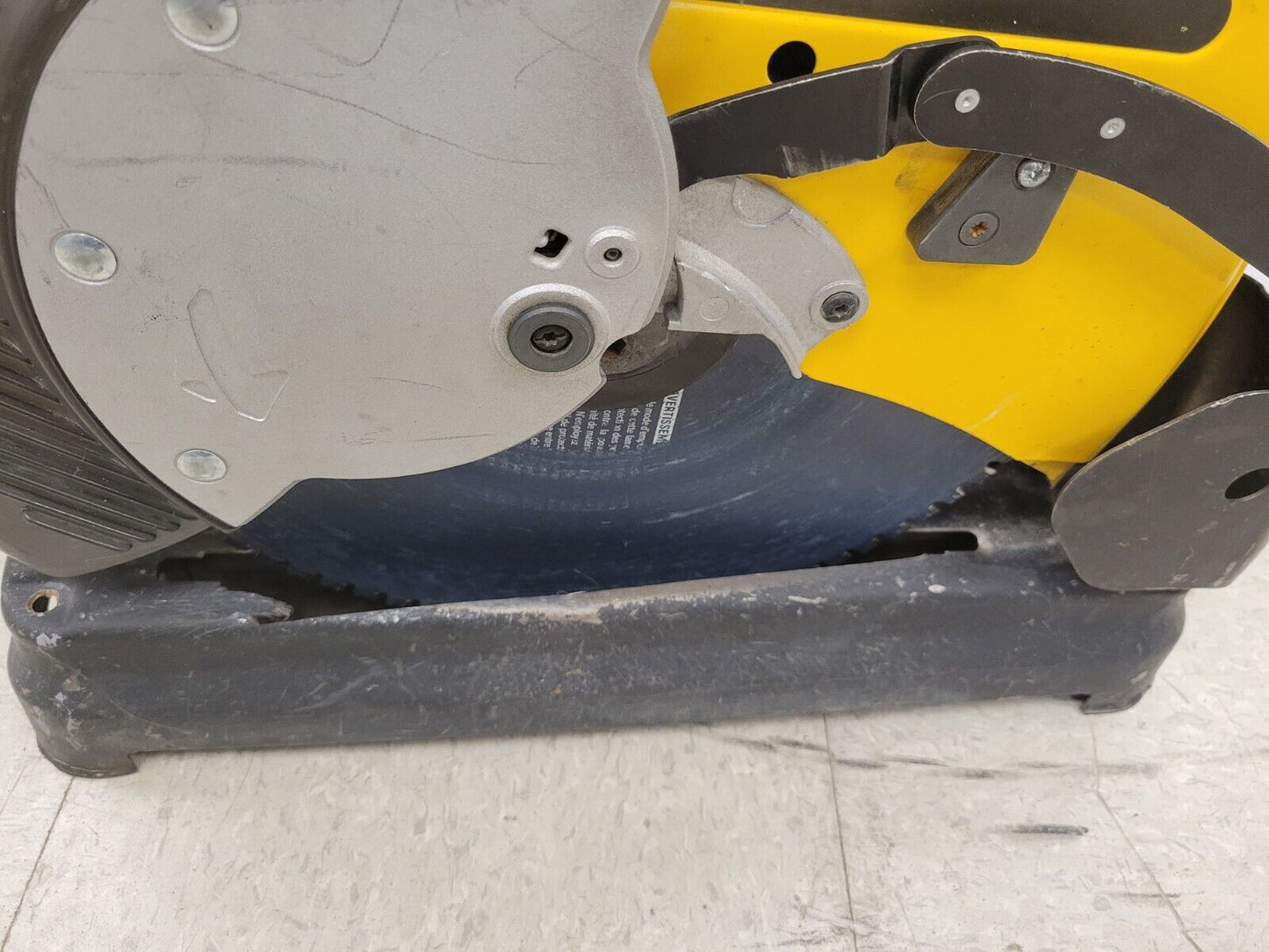 (60705-1) Dewalt DW872 Chop Saw