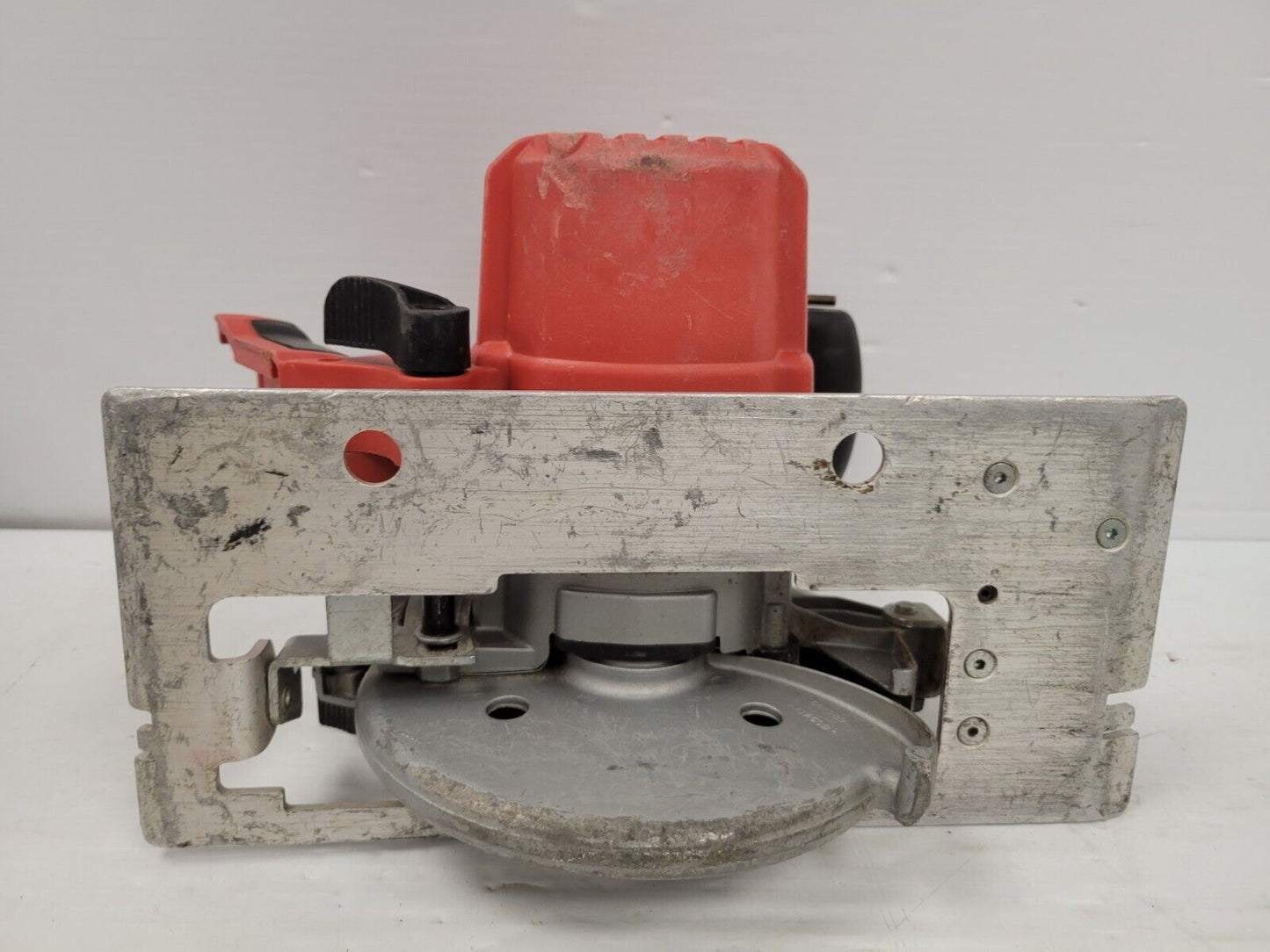 (66597-1) Milwaukee 2630-20 Circular Saw
