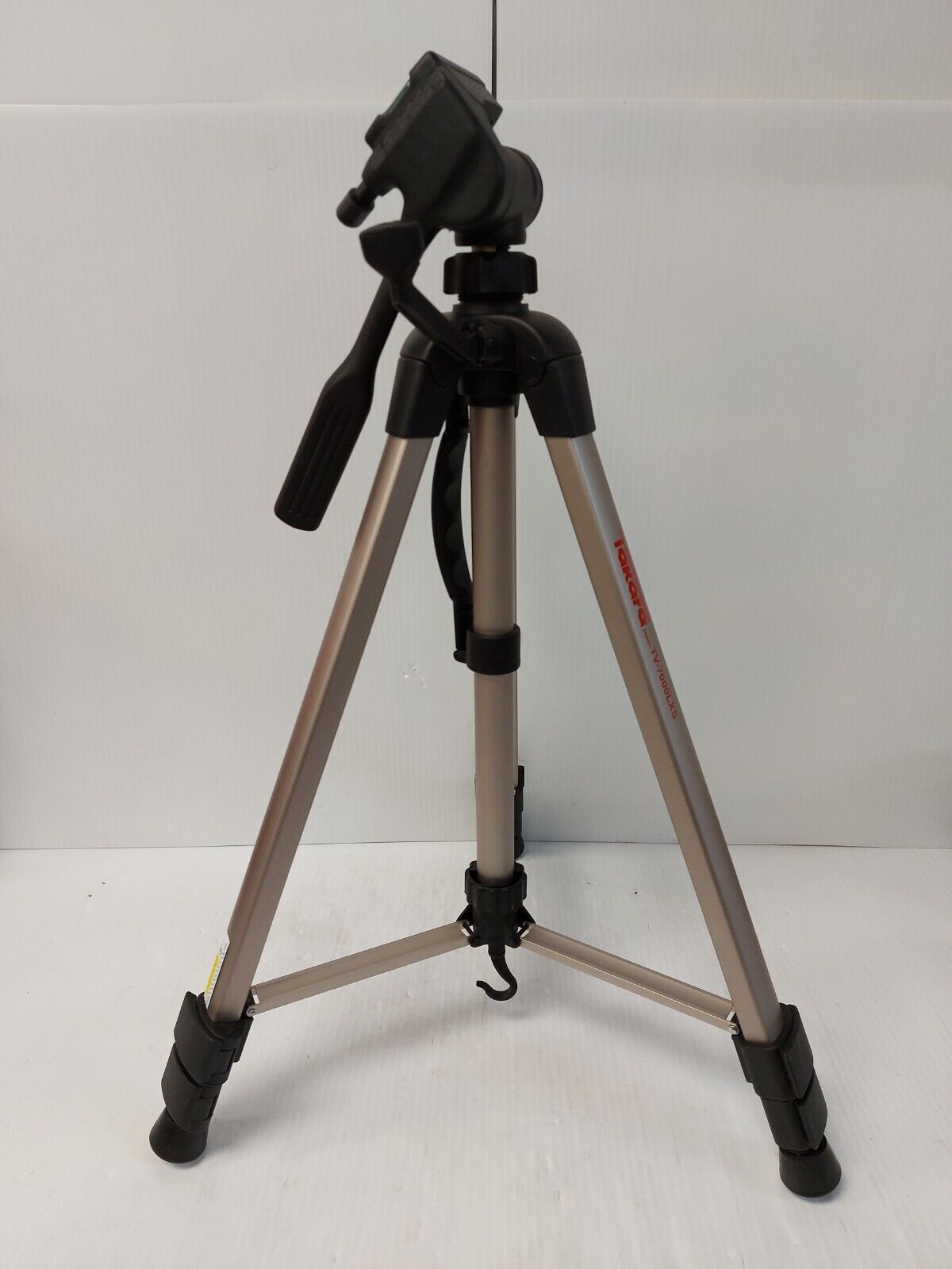 (NI-21861) Takara TV-7000LXS Tripod