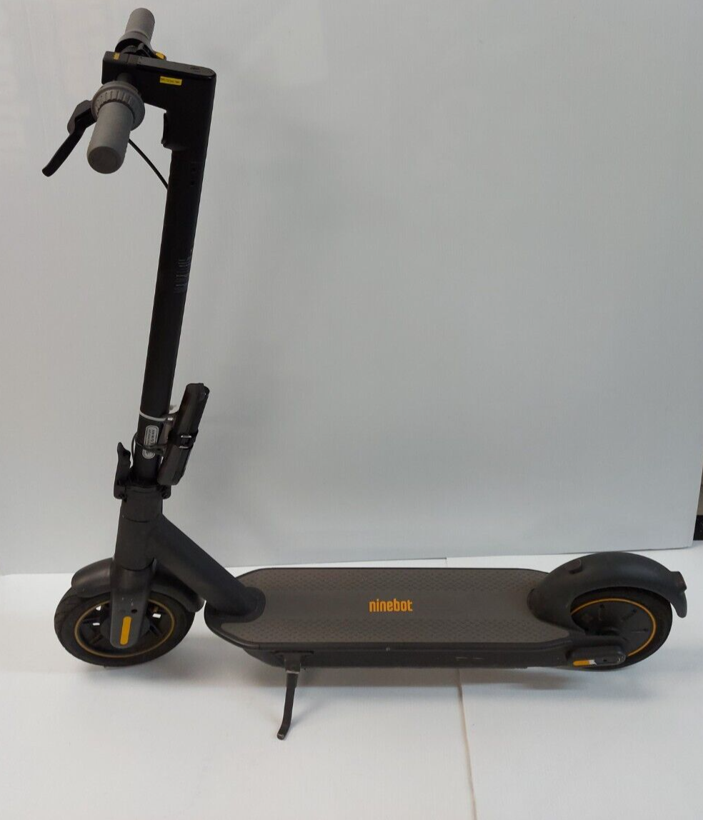(N84562-1) Nine Bot NB 42D0 02D9 10" Electric Scooter