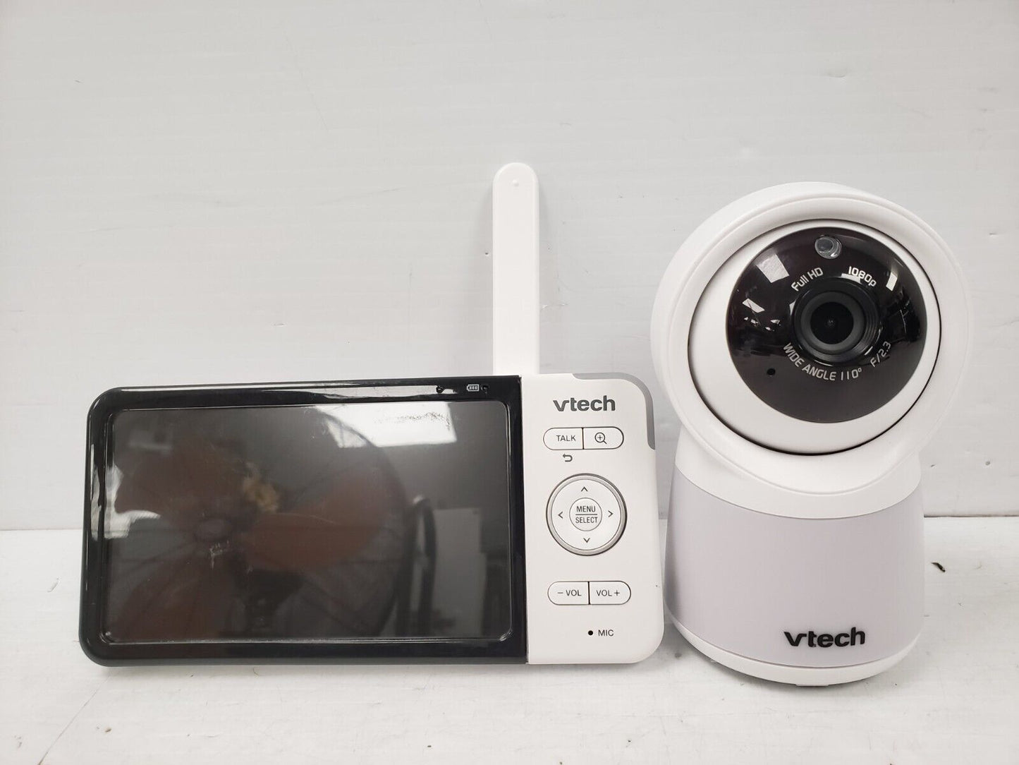 (67647-1) V-tech RM5754HD Video Baby Monitor
