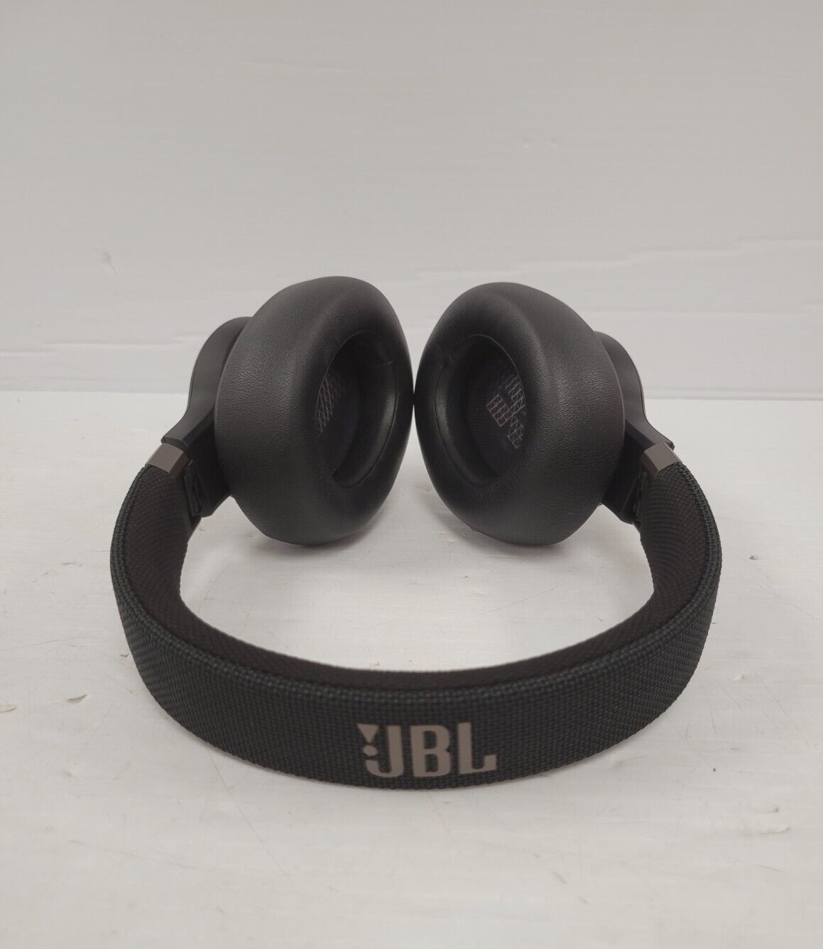 (66471-1) JBL 650BTNC Headphones