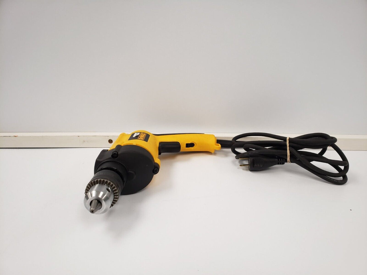 (69958-1) Dewalt DW511 Drill