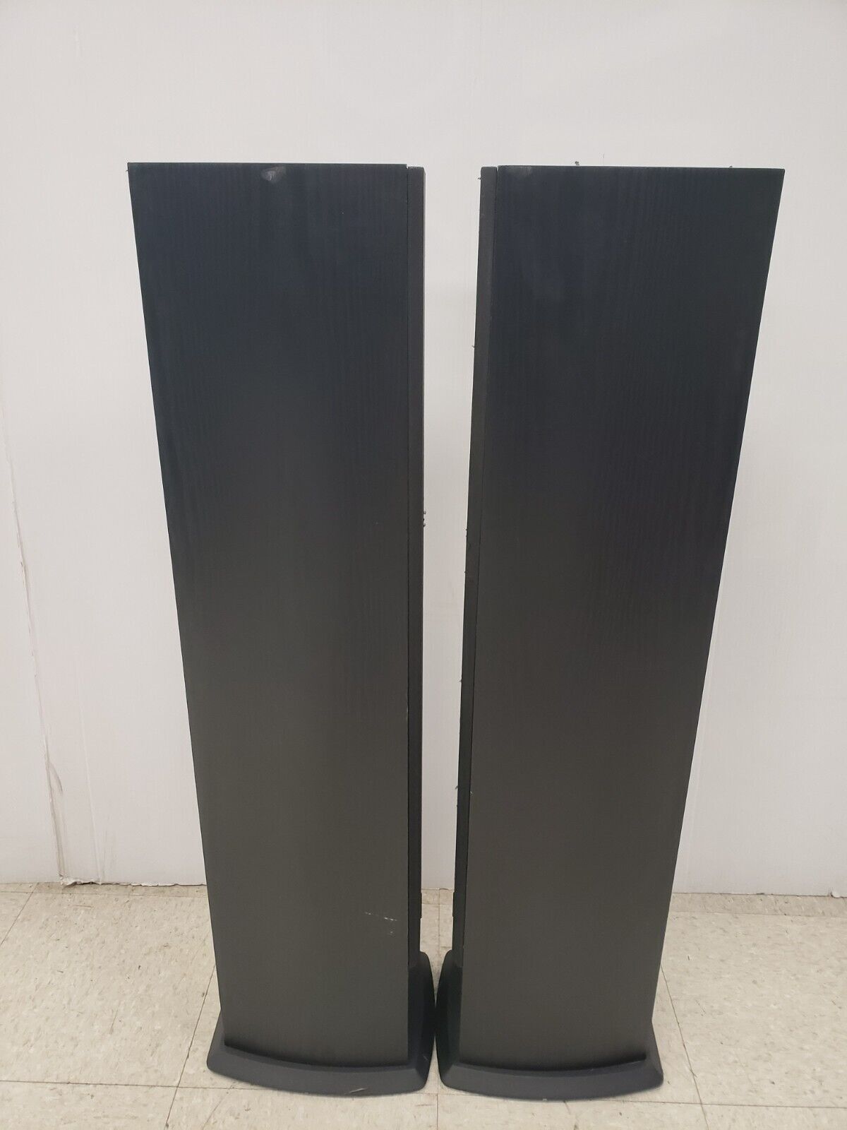 (62722-5) Soundstage T5 Tower Speakers