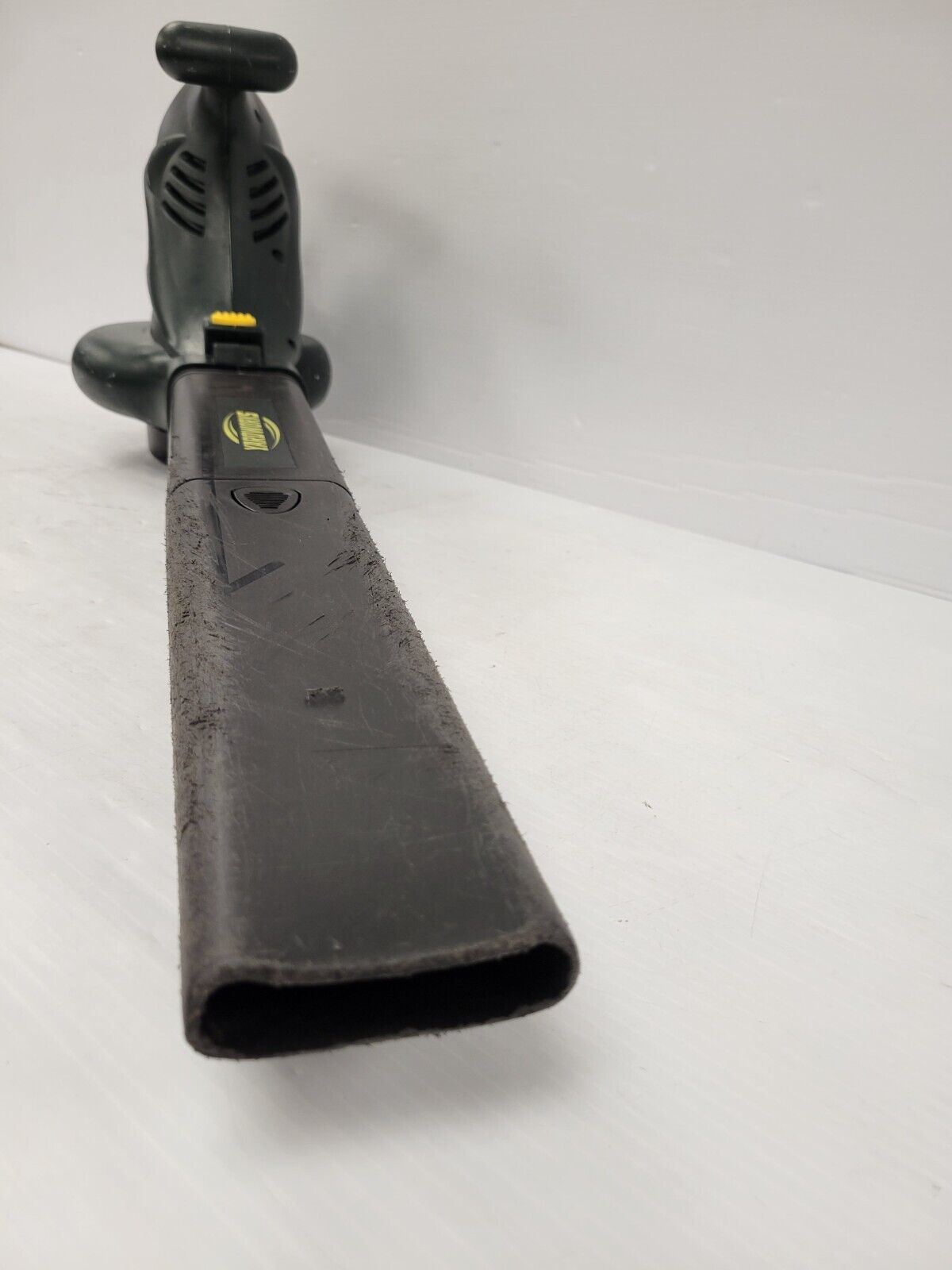 (57055-1) Yardworks 60-3866-B Leaf Blower