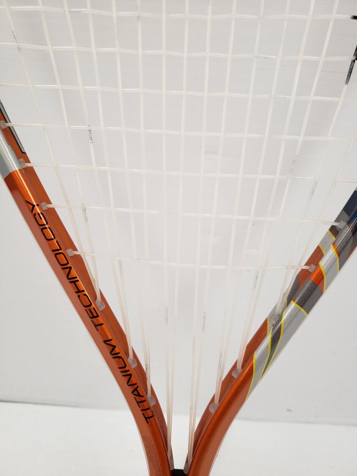 (I-9479) Raquette de squash Head Ti.Defiant 2
