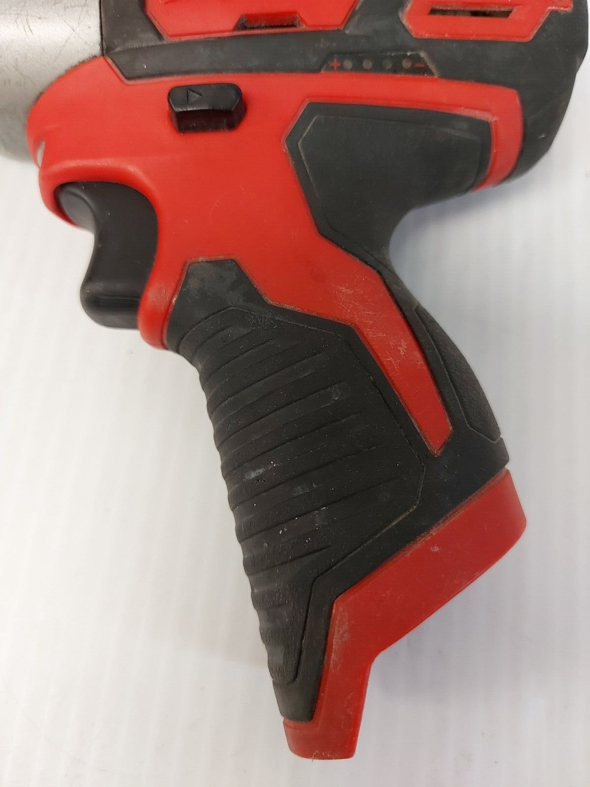 (N81759-6) Milwaukee 2462-20 Impact Drill