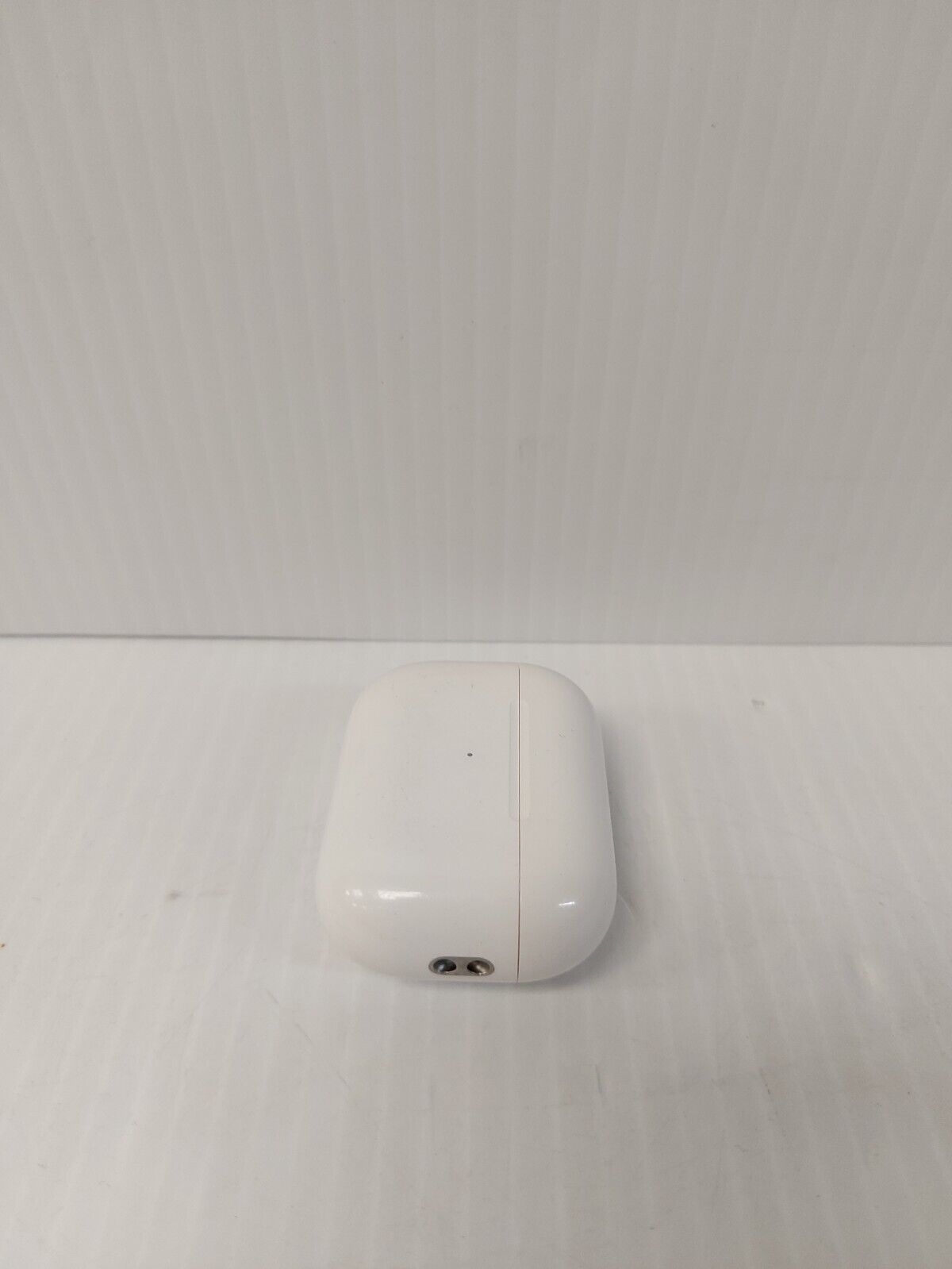 (N84127-1) Apple A3047 Airpods