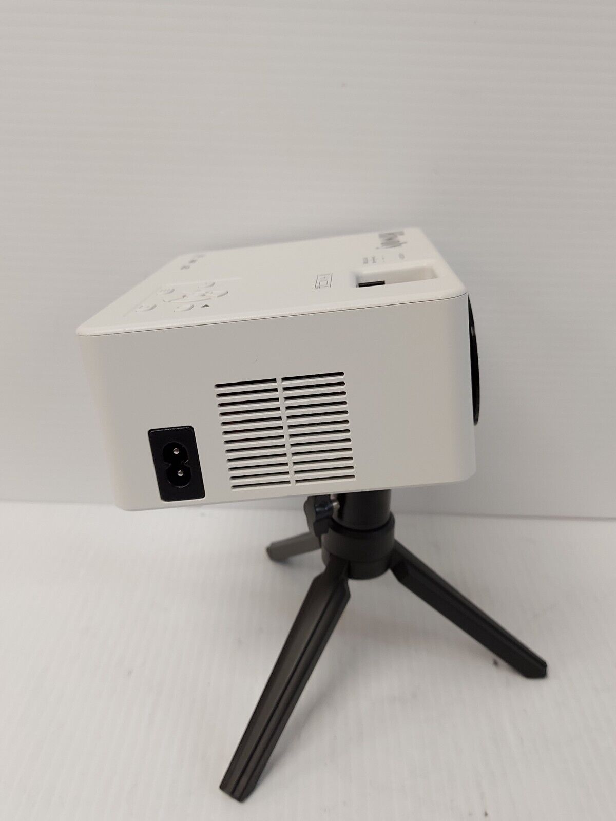 (N85551-1) Hiwoly HI-01 Projector