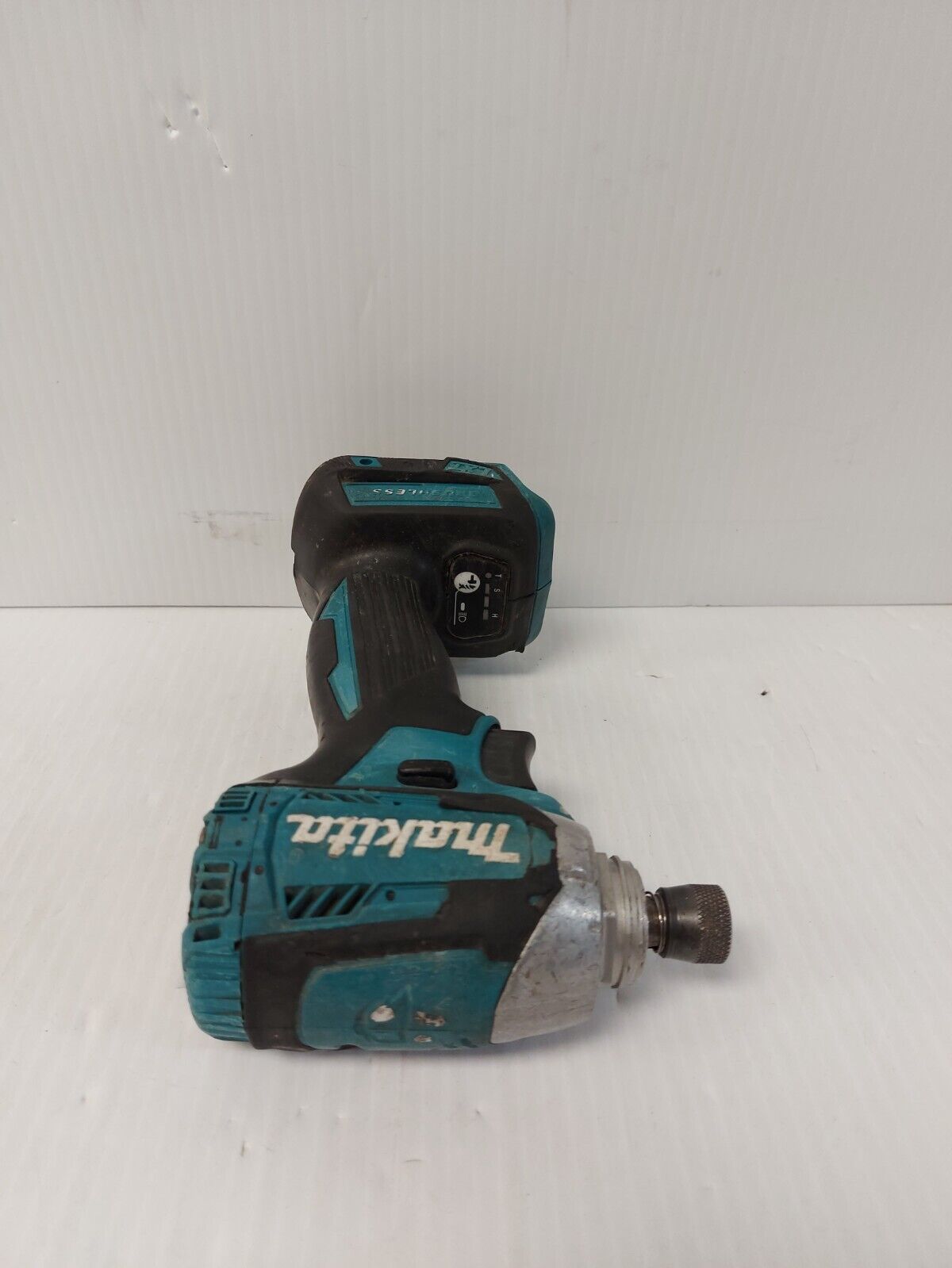 (N84649-1) Makita DTD154 Impact Driver