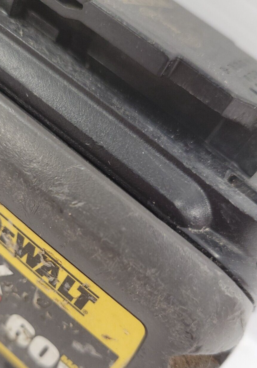 (61828-2) Dewalt DCB606 Battery-6.0Ah