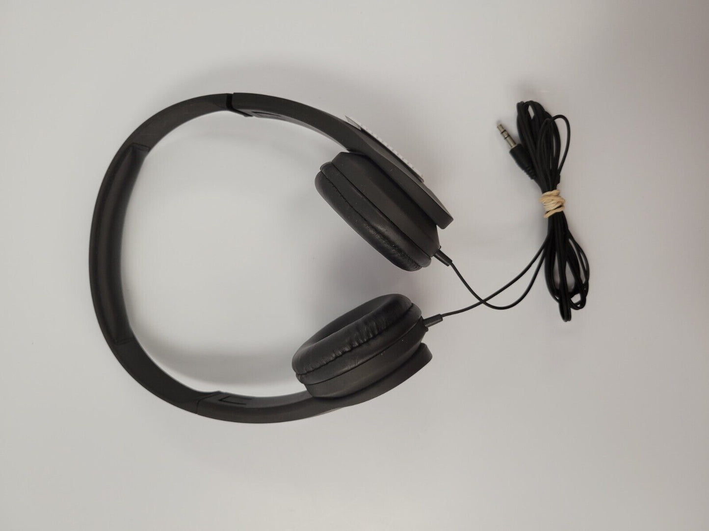 (69332-1) No Name Headphones