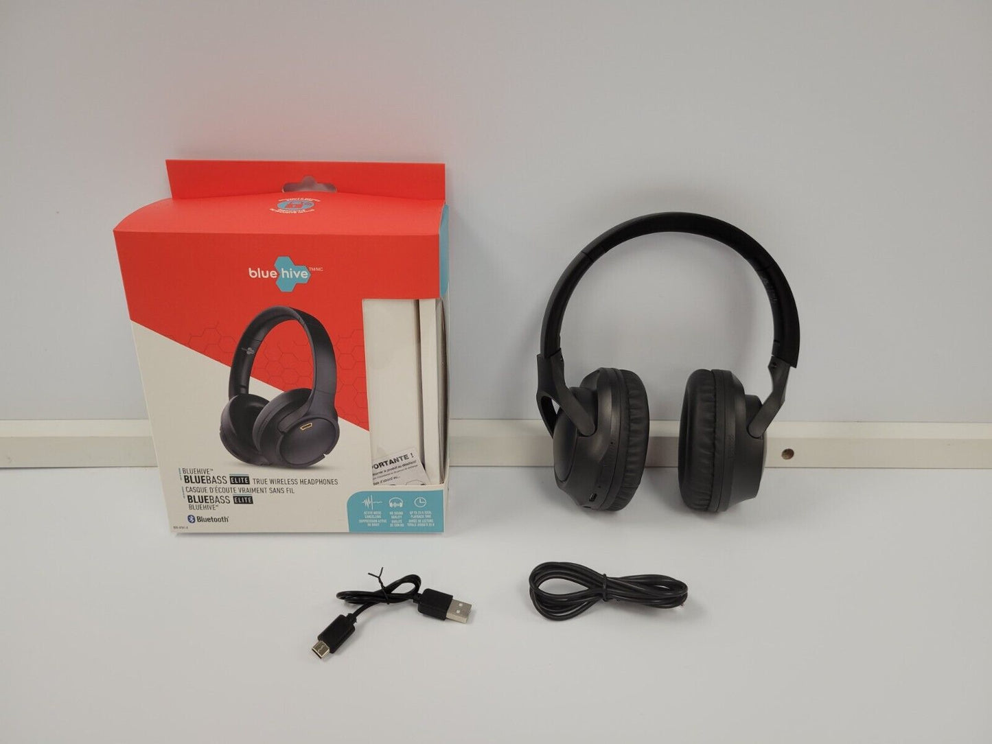 (69332-2) Bluehive 035-8101-0 Headphones