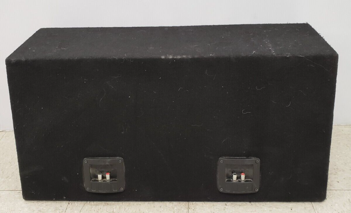 (61257-1) JBL Subwoofers -2X 12" In Box