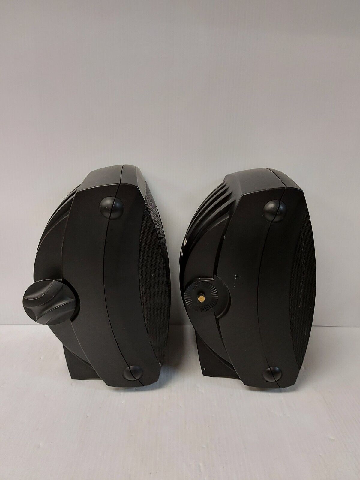 (N84600-2) Yamaha NS-AW350 Speaker Set