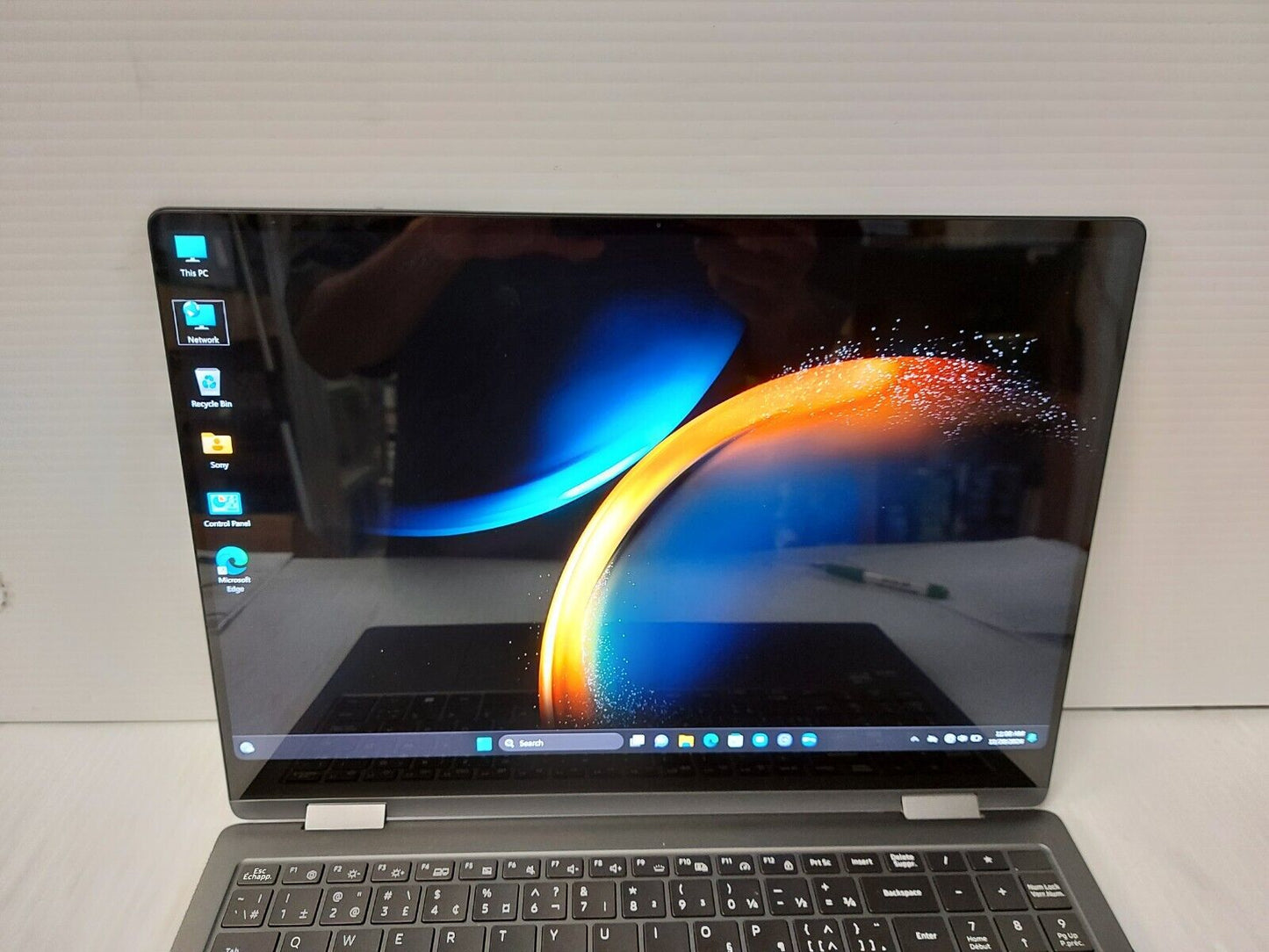 (N82060-1) Samsung NP960QFG Laptop