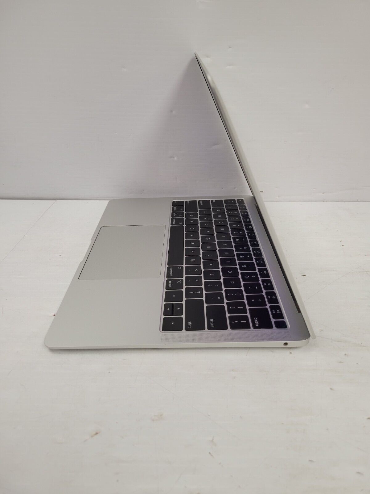 (52514-1) Apple A1932 Macbook Air