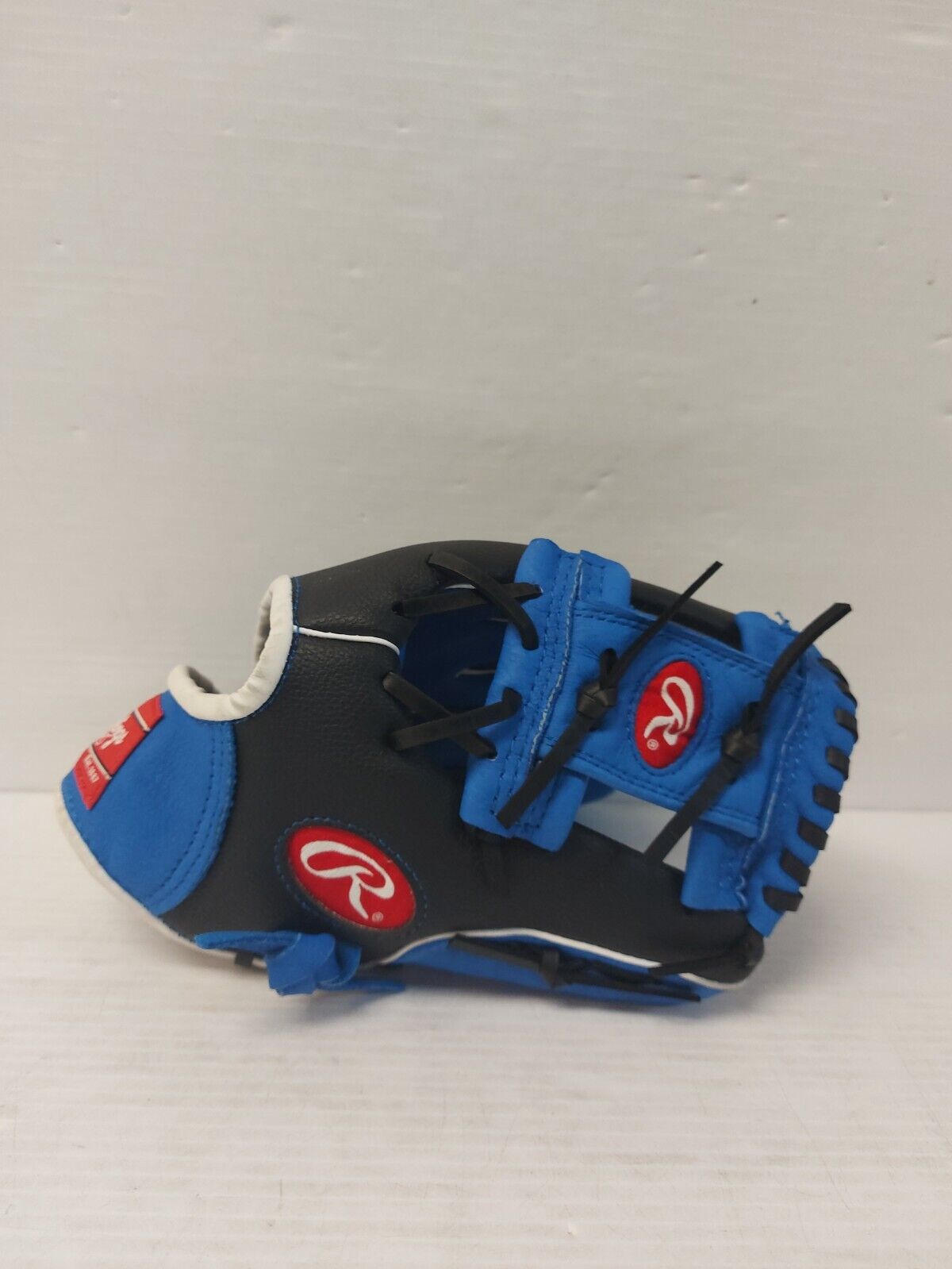 (NI-20637) Rawlings PM1101RB Play Maker Series Ball Glove