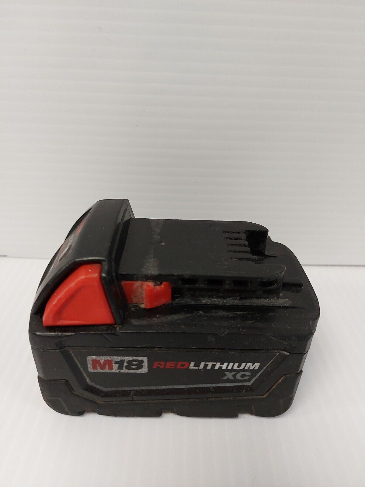 (N85368-1) Milwaukee 2656-20 18V 1/4" Hex Impact Driver