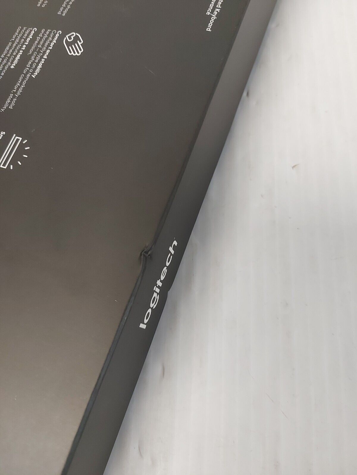 (N86445-1) Logitech Keyboard