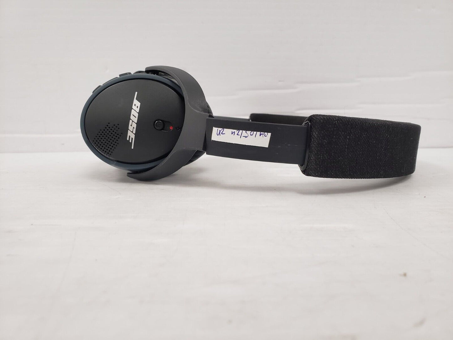 (57005-1) Bose Quiet Comfort Headphones