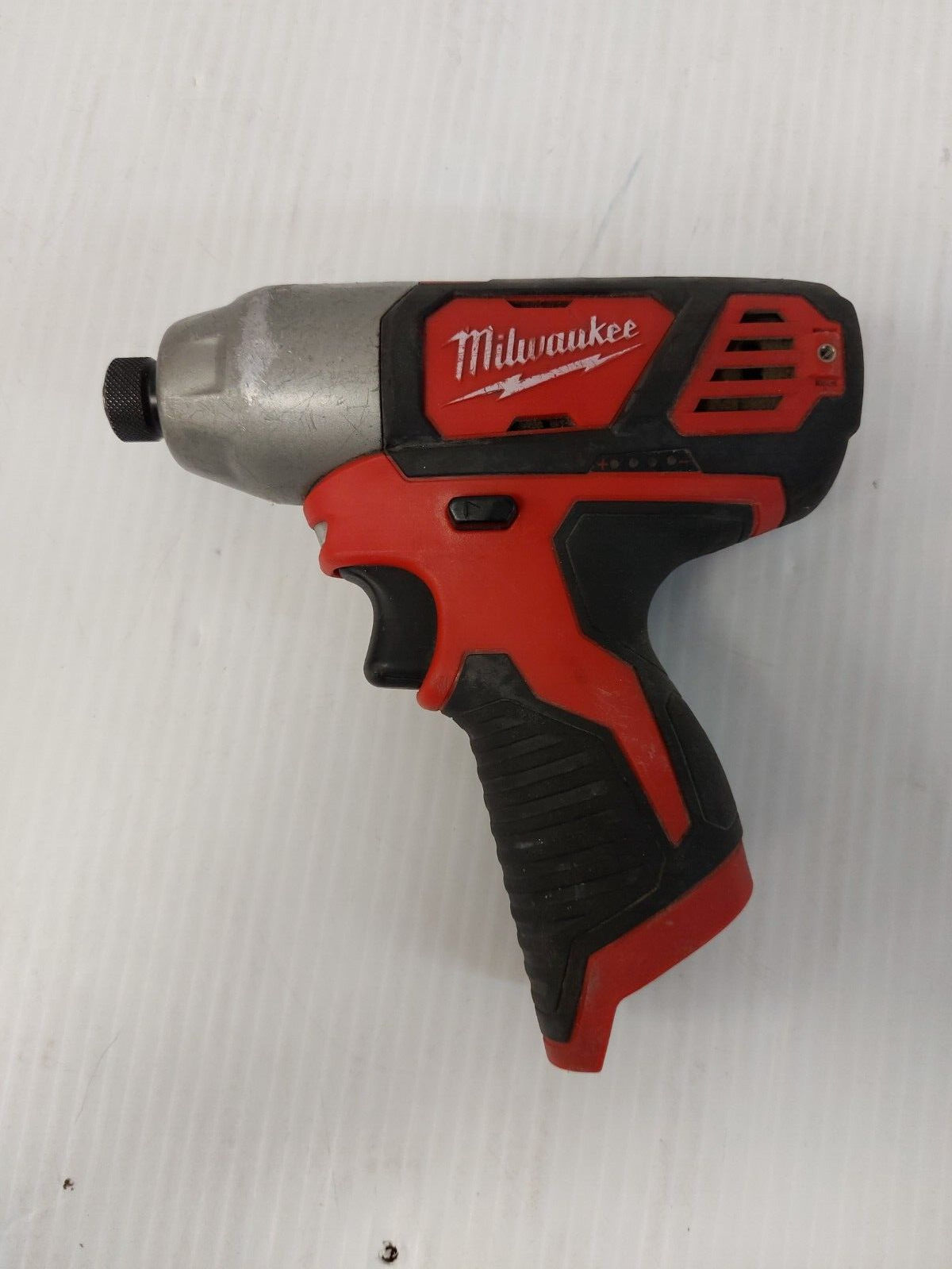 (N81759-6) Milwaukee 2462-20 Impact Drill