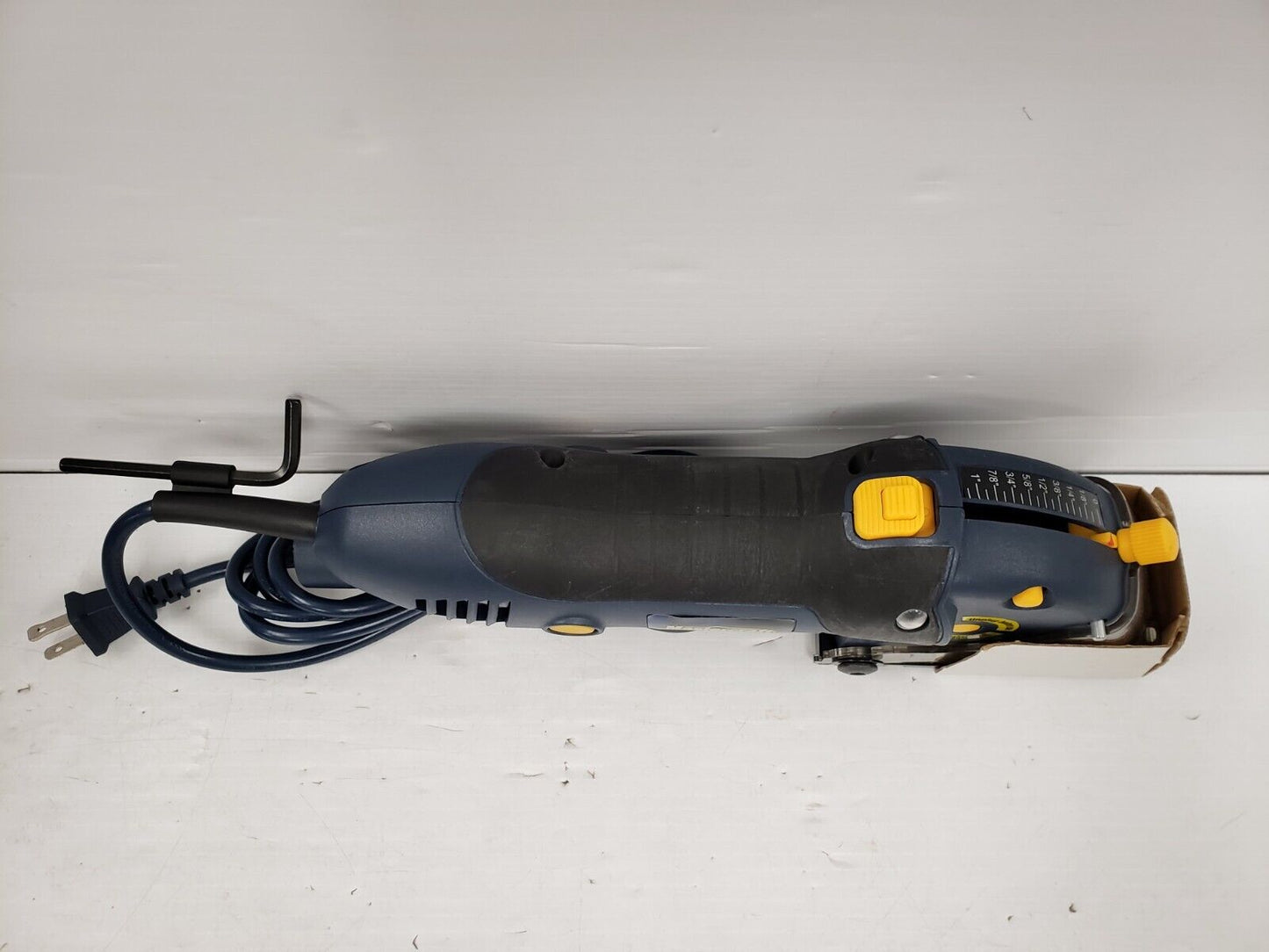 (62847-2) Mastercraft 554-8333-2 Multi-Cutter Precision Saw Kit