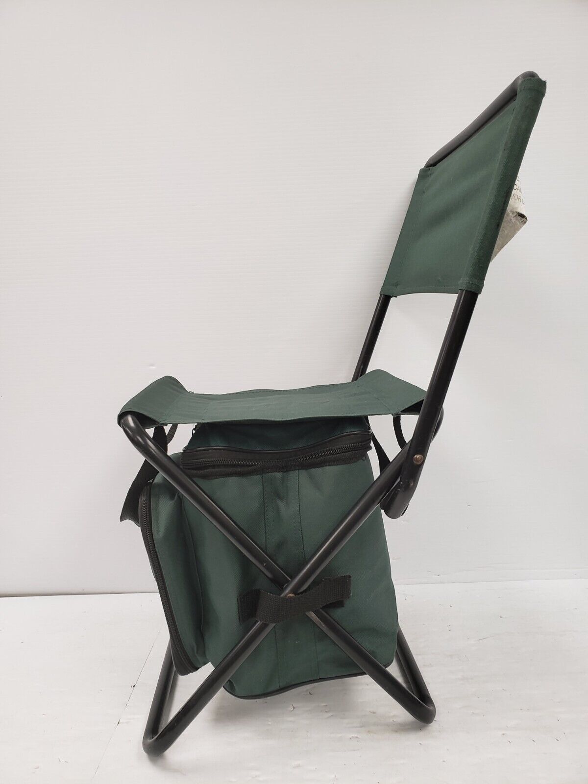 (64611-1) No Name Portable Folding Camping Picnic Chair